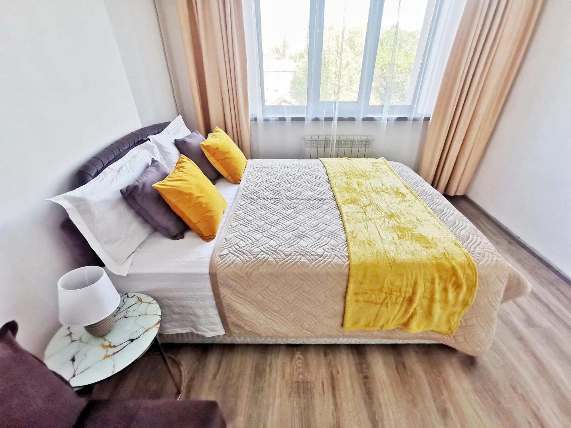 Appartments " Zhetysu-4" Almaty Exterior foto